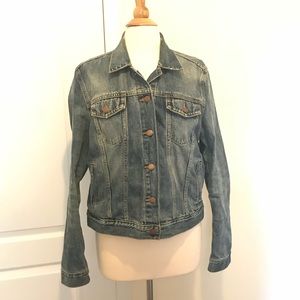 Gap Women’s Blue Jean Jacket size Large